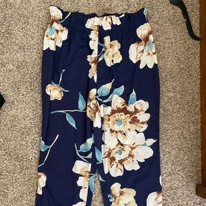 Floral paper bag waist capris